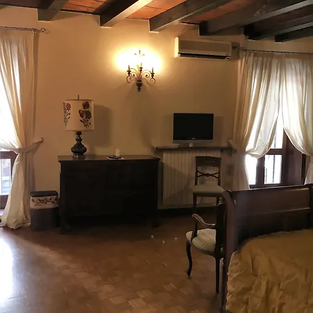 מלון Boutique Scalzi - Adults Only 2*