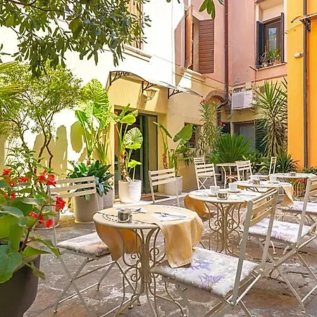 Boutique Scalzi - Adults Only 2*