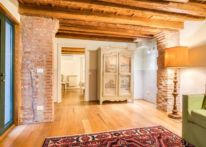 Boutique Scalzi - Adults Only