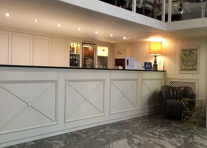 Boutique Scalzi - Adults Only 2*